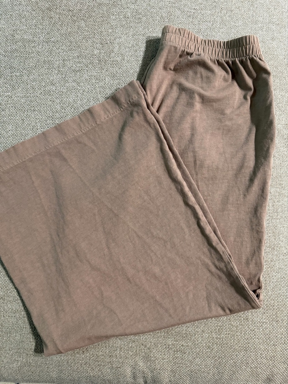 GAP Women’s Cropped Elastic Waist Pants — Brown